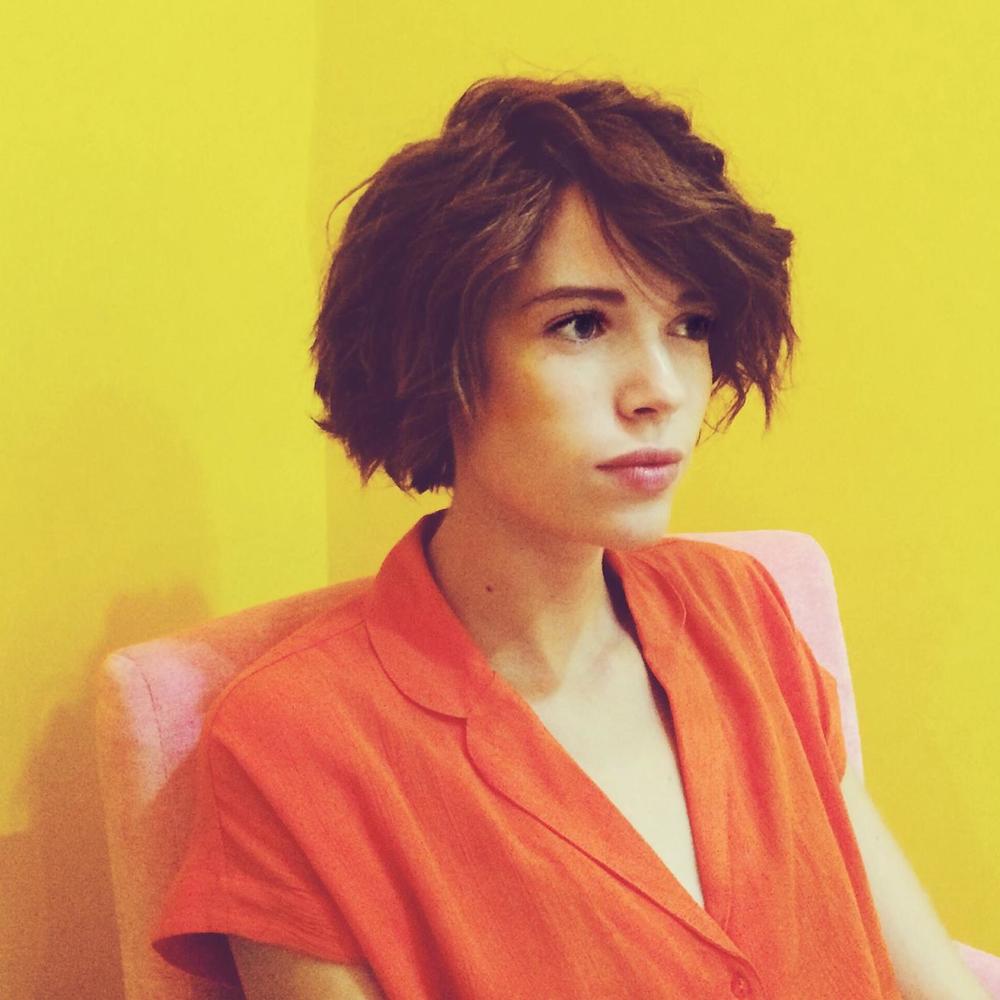 Meet your Posher, Alexandra